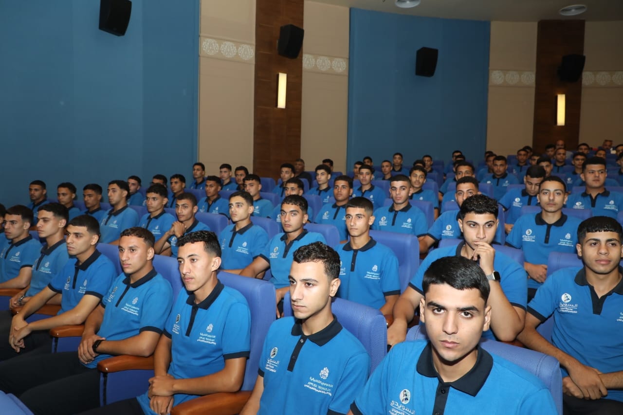 تخرج الدفعة الرابعة لطلاب مدرسة السويدي للتكنولوجيا