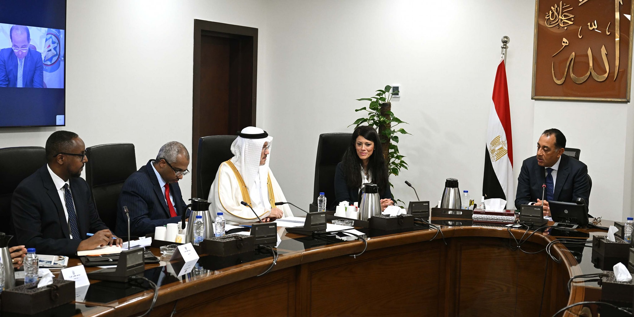 الحكومة : نقدر تسهيلات المؤسسة الإسلامية لتمويل التجارة لشراء الحبوب والمنتجات البترولية