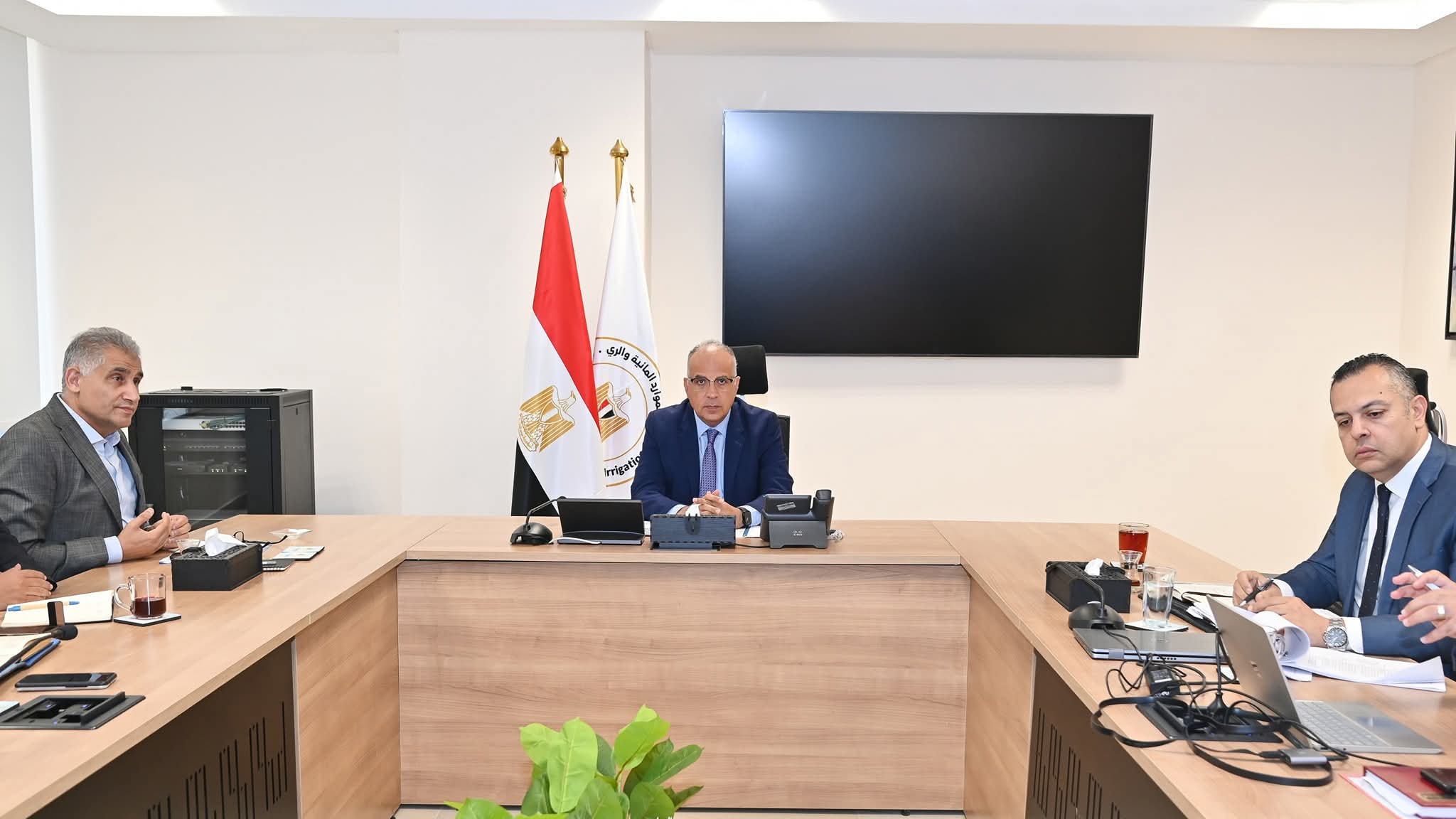 وزير الري يتابع موقف مشروع تأهيل المنظومة المائية الممول من بنك التعمير الألماني