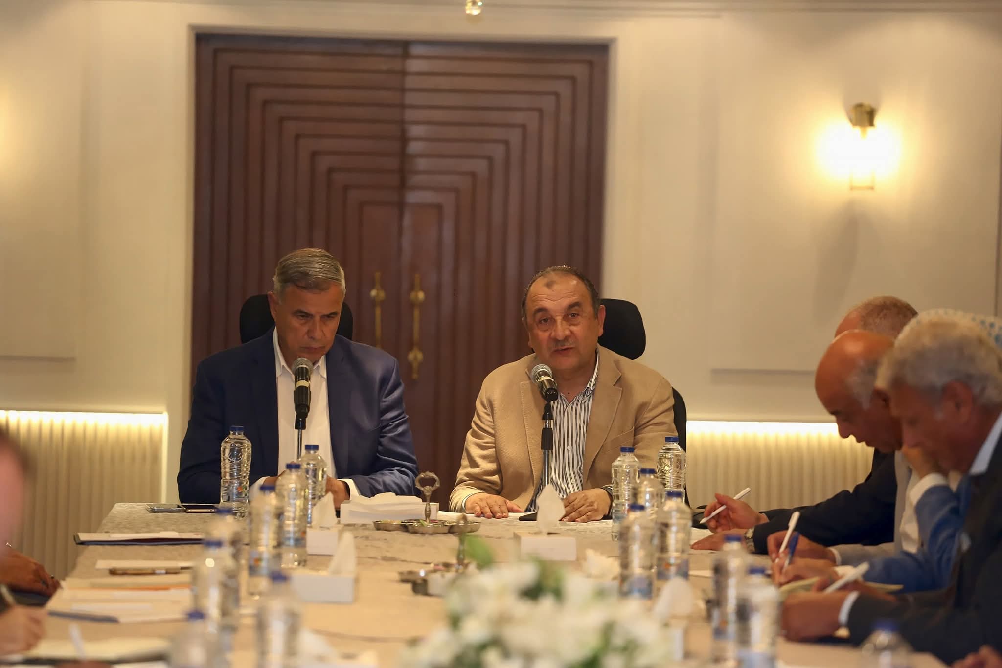 وزير قطاع الأعمال يبحث تعزيز التعاون في الاستثمار السياحي والفندقي بالإسكندرية