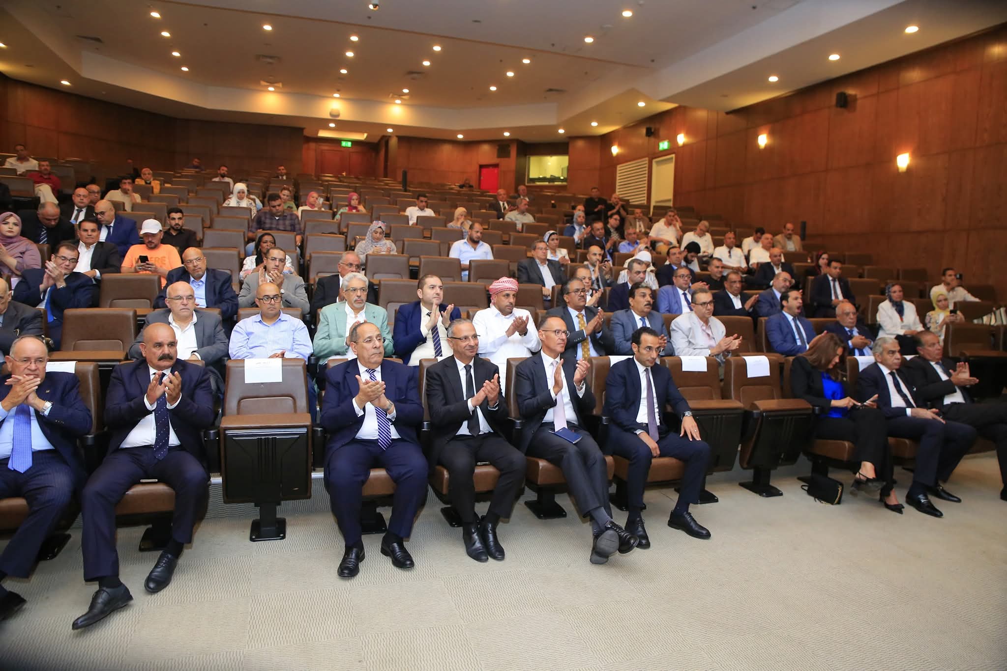 وزير التموين يبحث مع قيادات الغرف التجارية ضبط الأسواق وتخفيض الأسعار