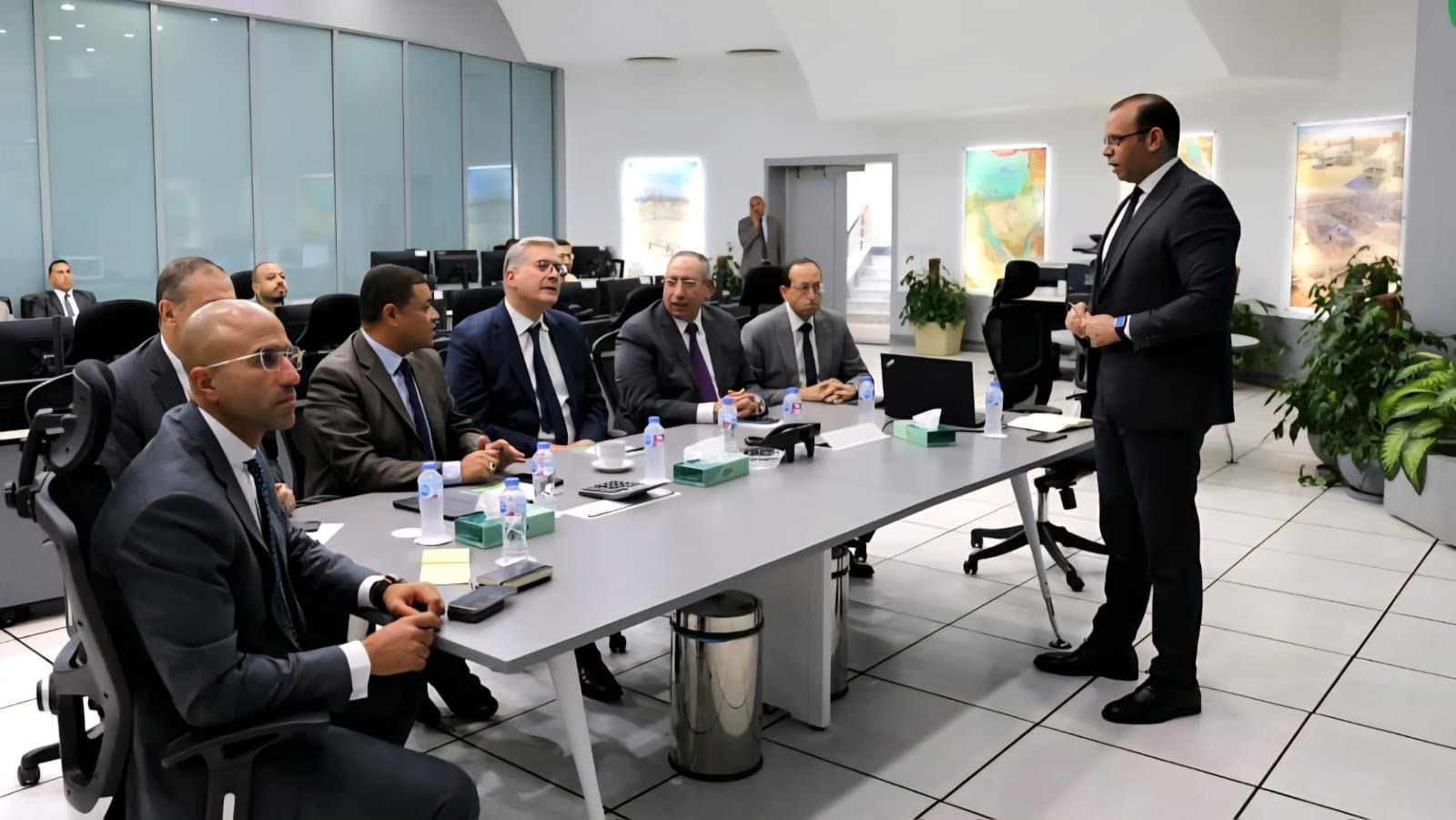 وزير البترول يطمئن على تأمين تدفقات الغاز لمحطات الكهرباء