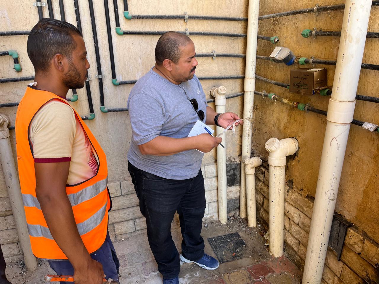 جهازا مدينتي قنا ودمياط الجديدتين ينفذان حملتين لإزالة وصلات المياه"الخلسة" وتحصيل المتأخرات