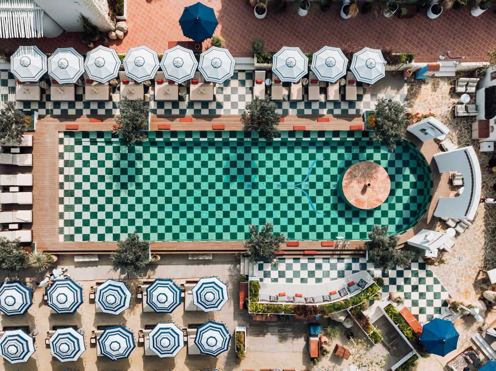 "بالم هيلز" تطلق أكبر نادٍ شاطئي عالمي في هاسيندا حنيش بالتعاون مع فاندامنتال هوسبيتاليتي