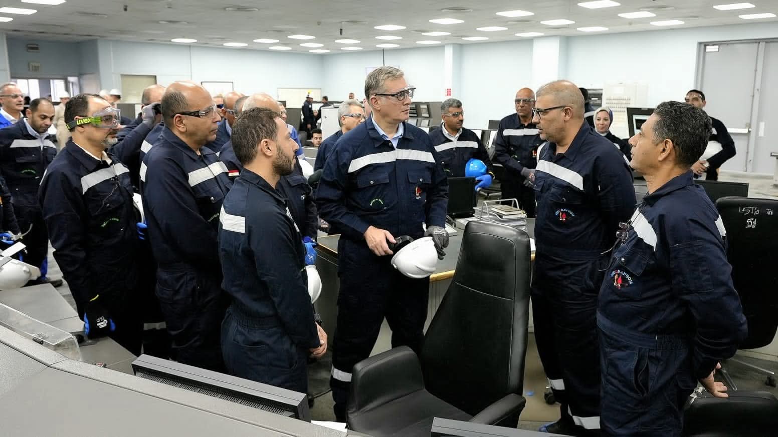 Badawi inspects Midor refinery's $2.7 bln expansion