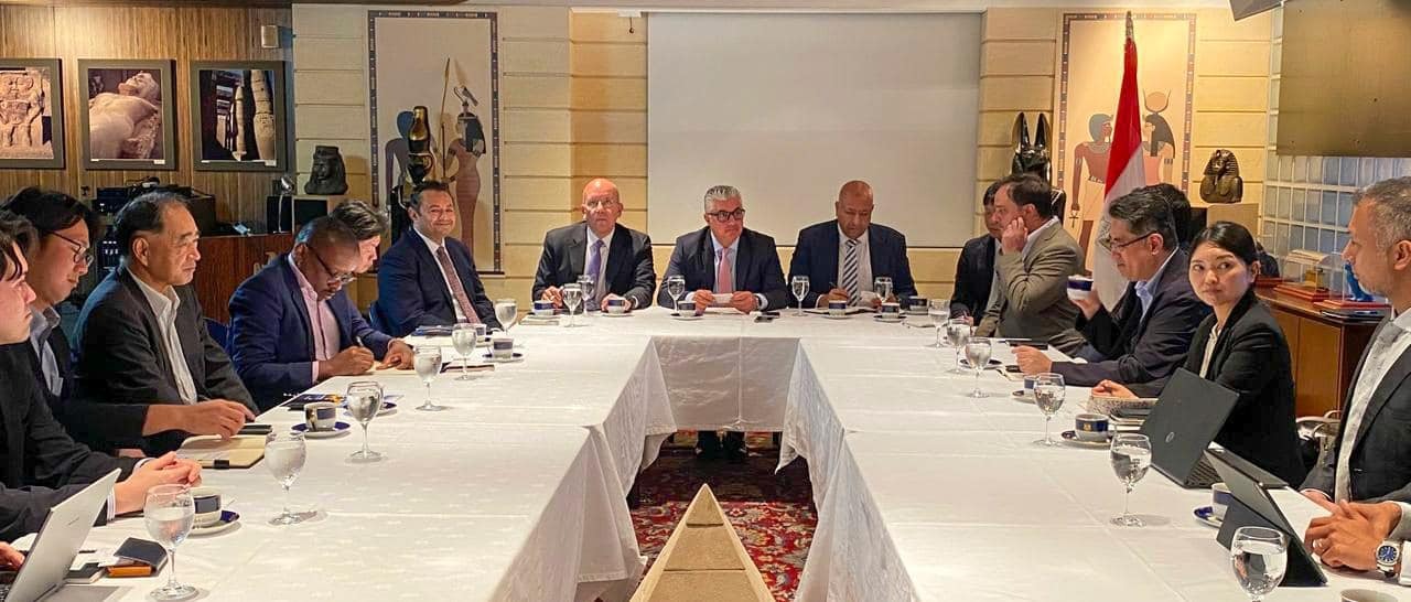 اقتصادية قناة السويس تعقد مائدة مستديرة مع 8 شركات يابانية لاستعراض الفرص الاستثمارية