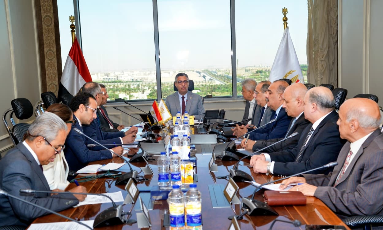 التموين : توفير السلع وضبط الأسواق .. وسرعة التدخل لمواجهة أي تحديات طارئة