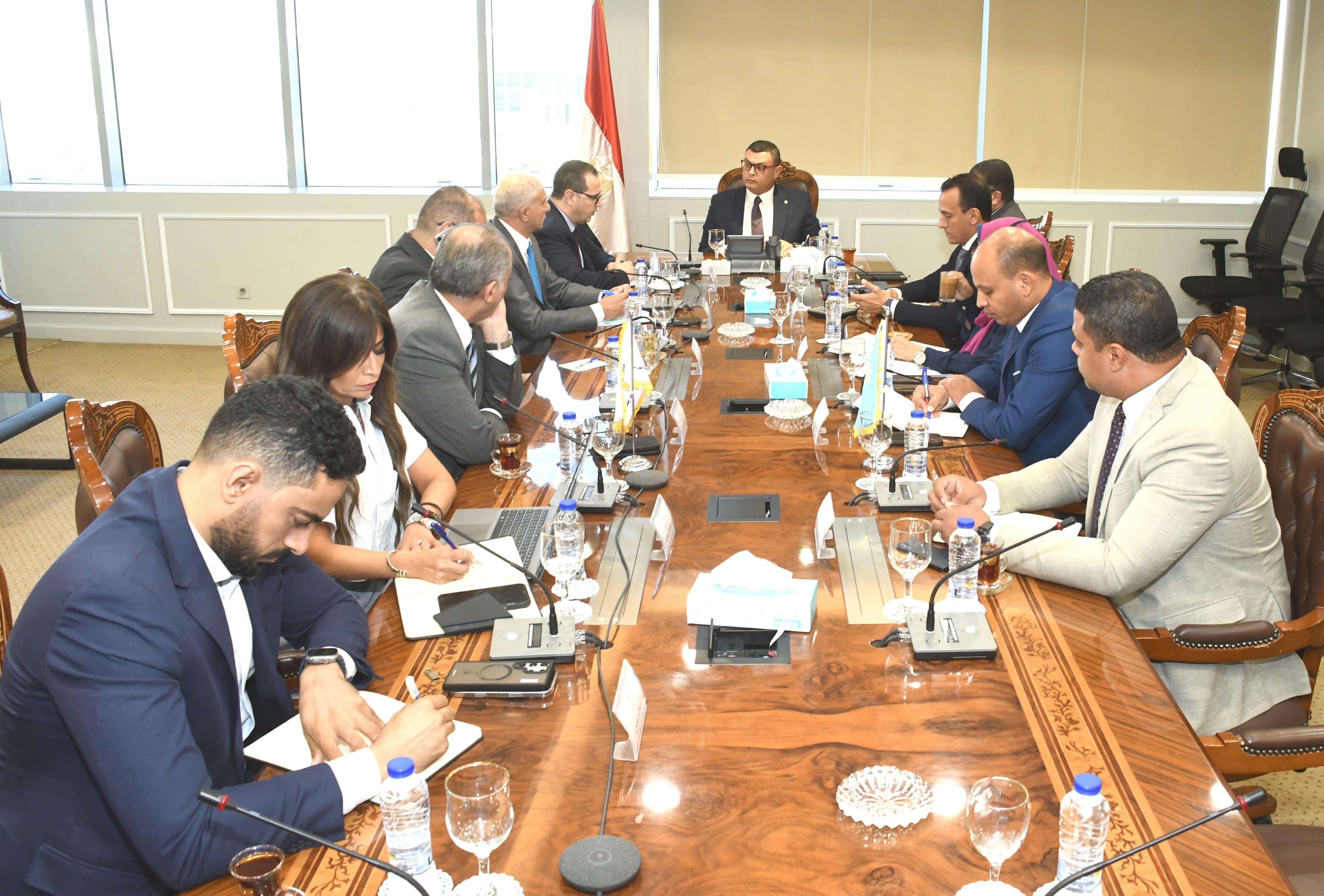 El-Sherbiny reviews land allocation, investment opportunities in new cities