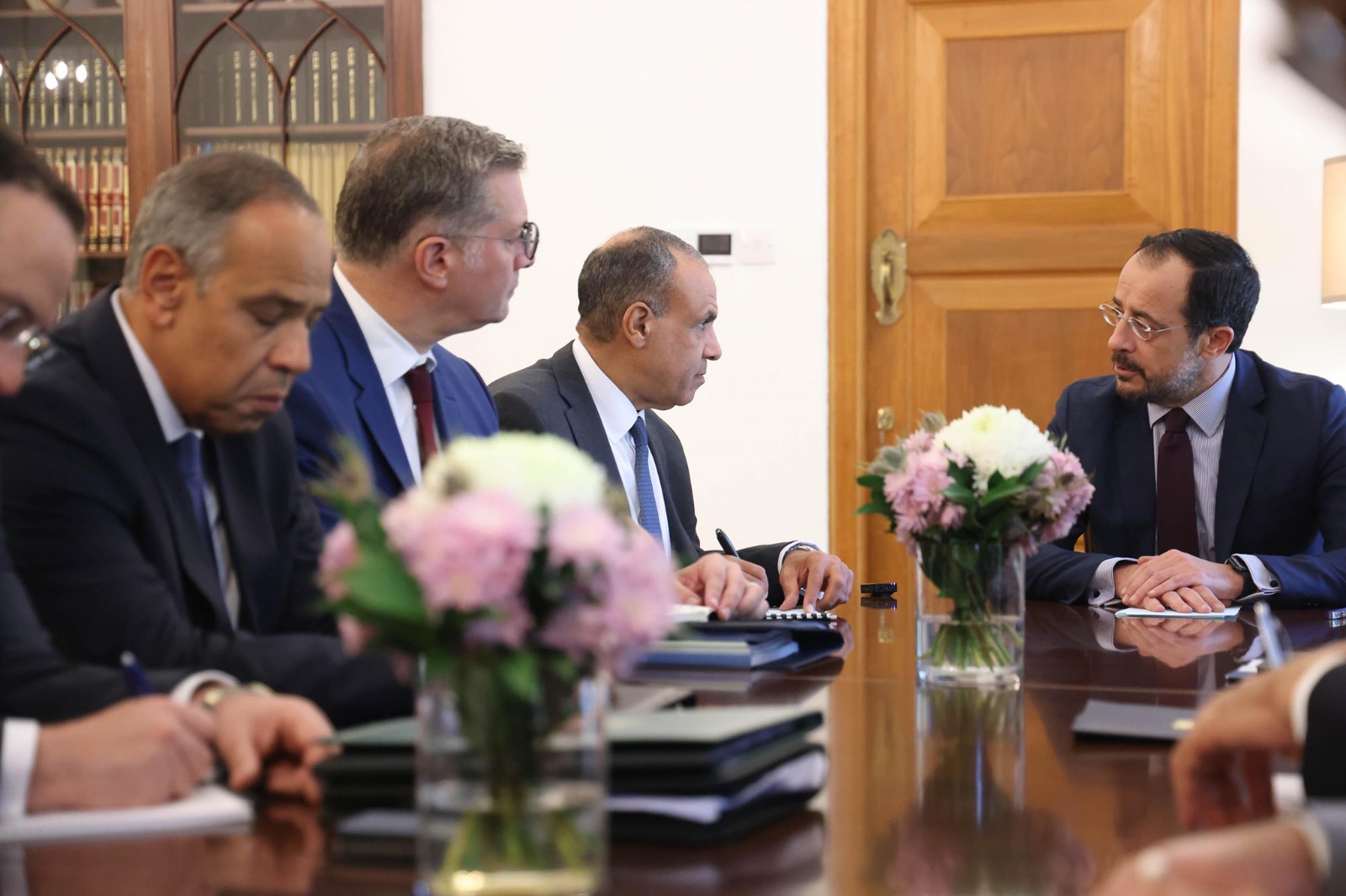 Abdelatty, Badawi discuss linking Cypriot gas fields to Egypt