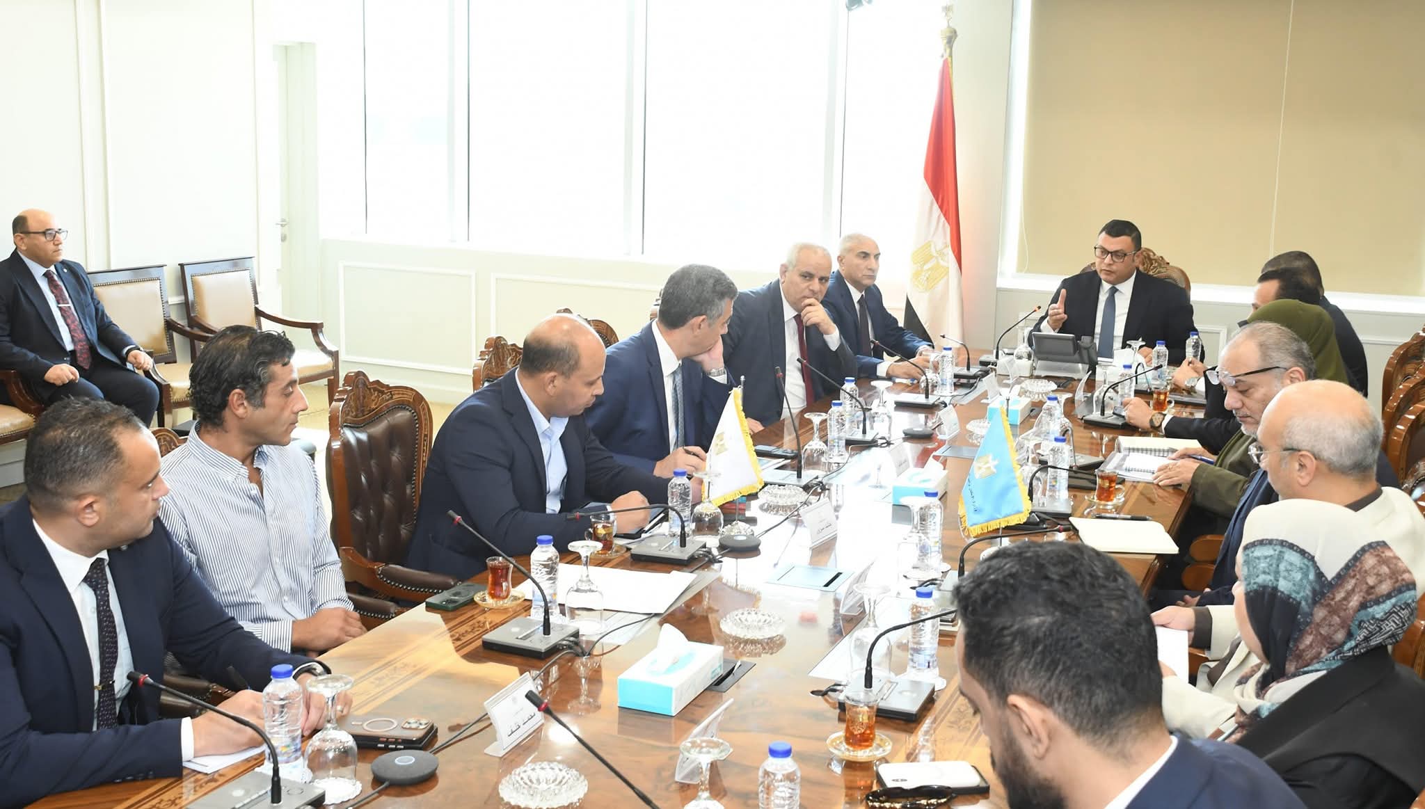 الشربيني يتابع مع الشركة السعودية المصرية للتعمير معدلات تسويق وتسليم عدد من المشروعات