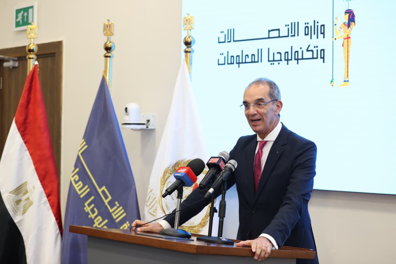 وزيرا الاتصالات وتكنولوجيا المعلومات والتموين والتجارة الداخلية يطلقان استمارة تحديث بيانات المواطنين بمحافظة بورسعيد