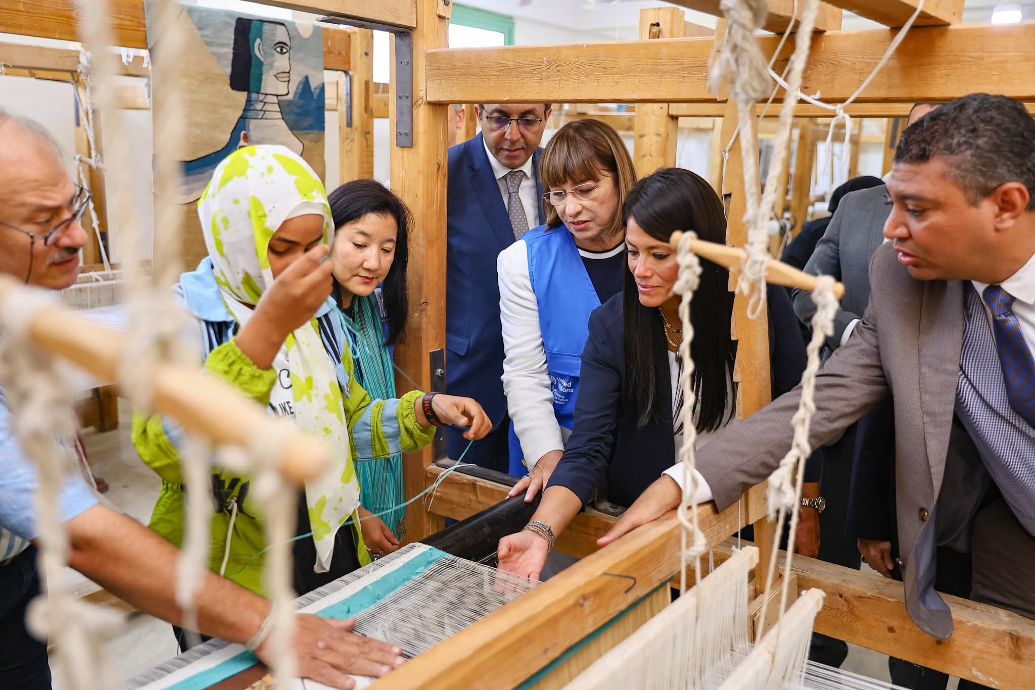 Qena gets new silkworm breeding and silk production plant