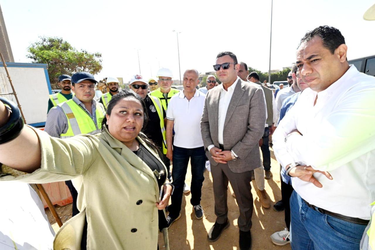 وزير الإسكان يختتم جولته بتفقد محطة محولات كهرباء التوسعات الشرقية بمدينة 6 أكتوبر