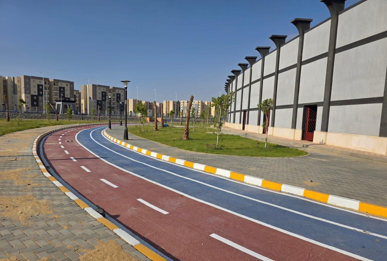 وزير الإسكان يتابع الموقف التنفيذى لمشروعات "سكن لكل المصريين" و"النادي الاجتماعي" بمدينة أكتوبر الجديدة