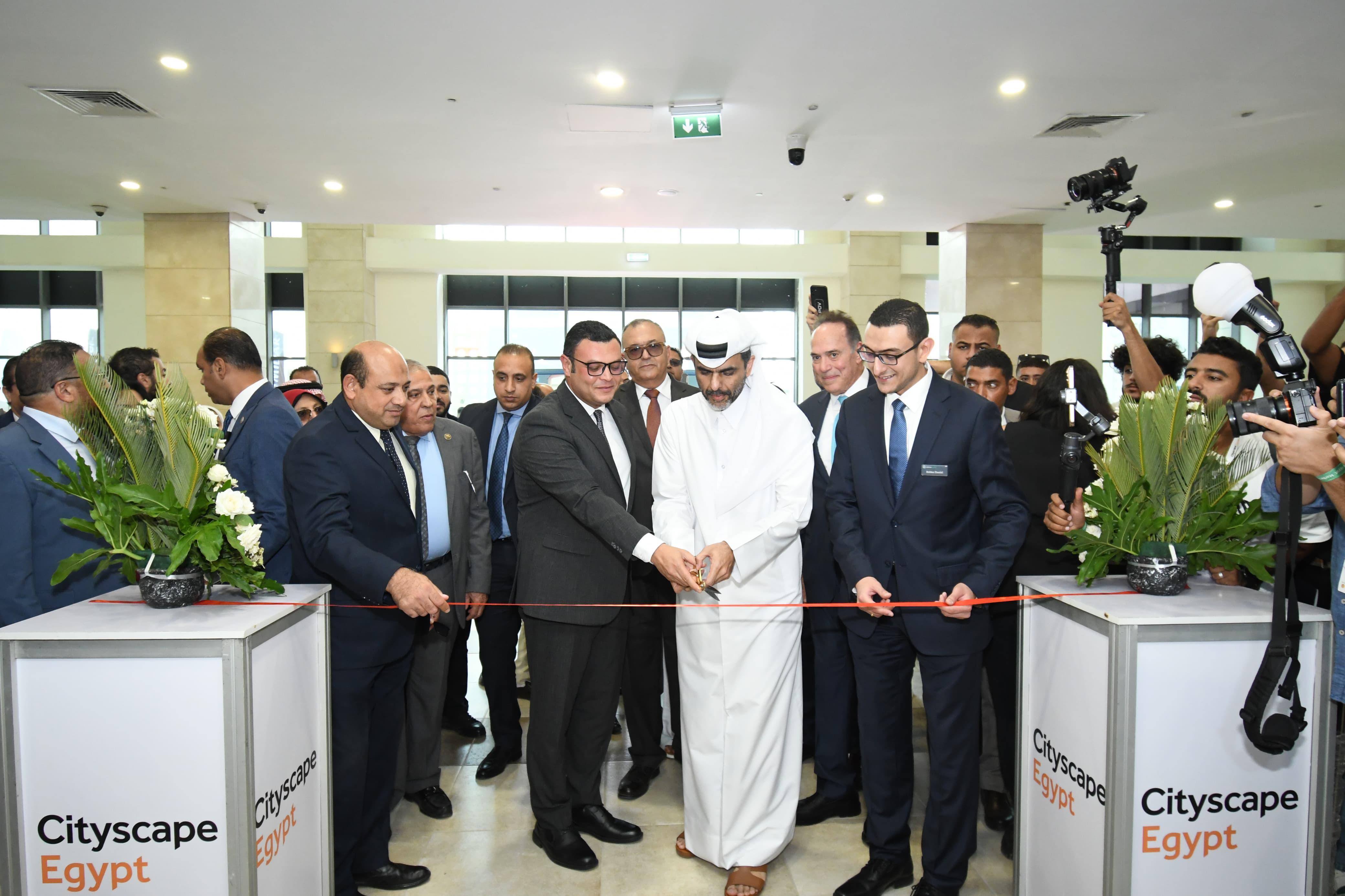 وزير الإسكان: استقرار السوق يعزز ثقة المستثمرين العقاريين في مصر