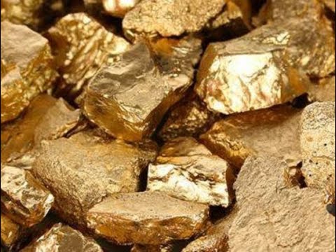 Gold prices fluctuate, with 21-karat trading at 5,060 pounds