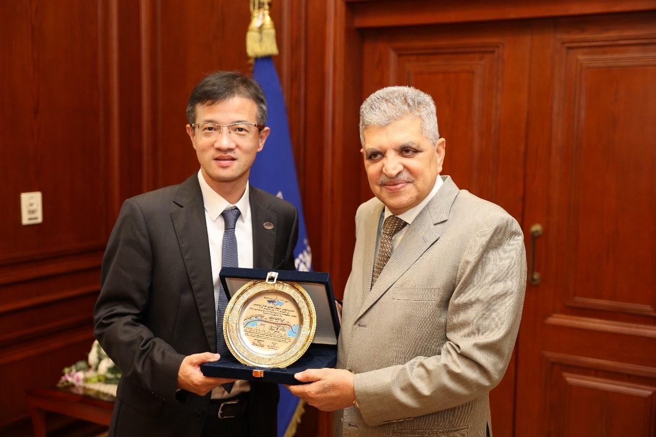 Suez Canal Authority cooperates with China CSTC to develop shipyards