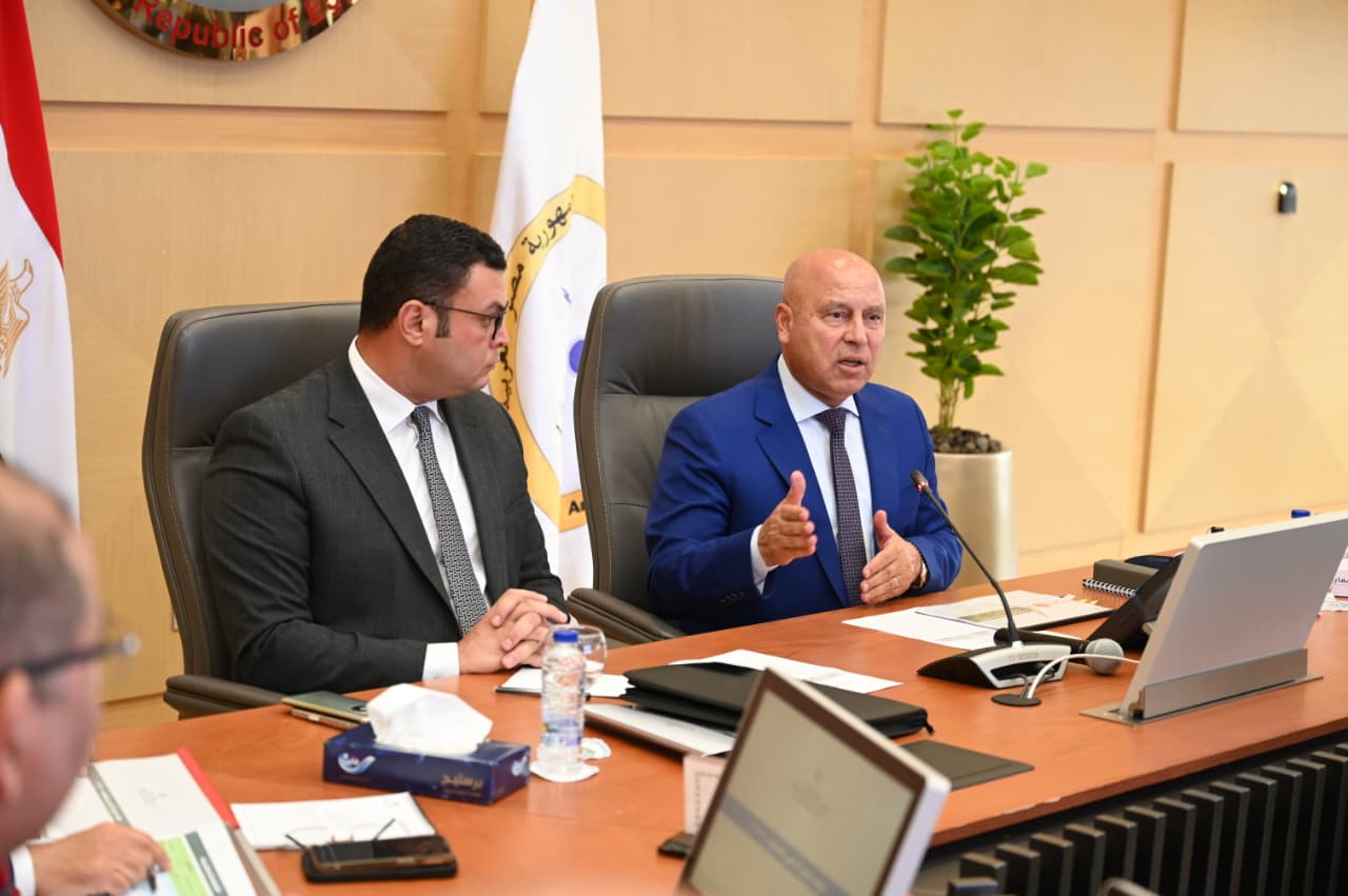 الوزير: إقبال متزايد على الأراضي الصناعية عبر منصة مصر الصناعية الرقمية