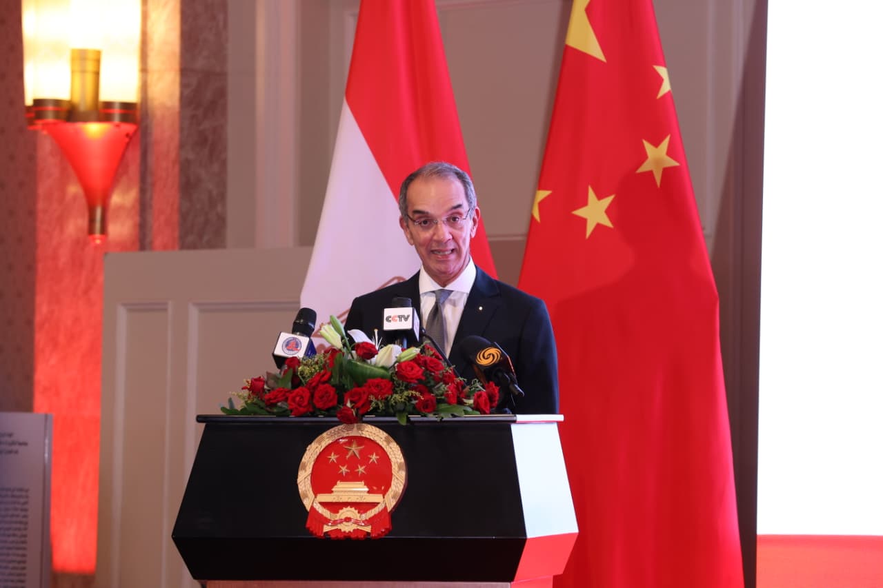 وزير الاتصالات يشارك نيابة عن مدبولي في احتفال السفارة الصينية بالعيد الوطني الـ76