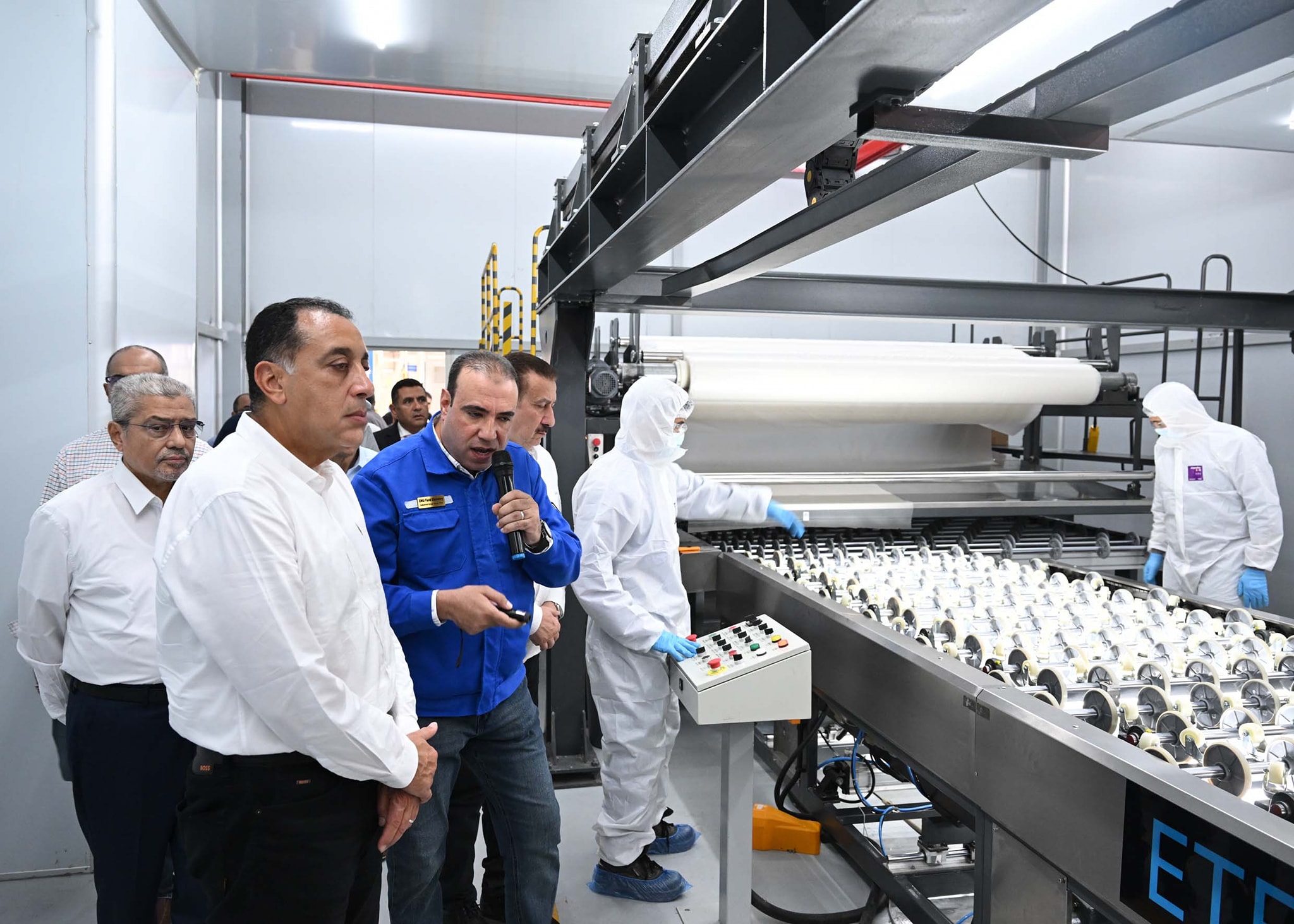 PM visits Arab-Toyawachi Glass Factory in Quweisna Industrial City