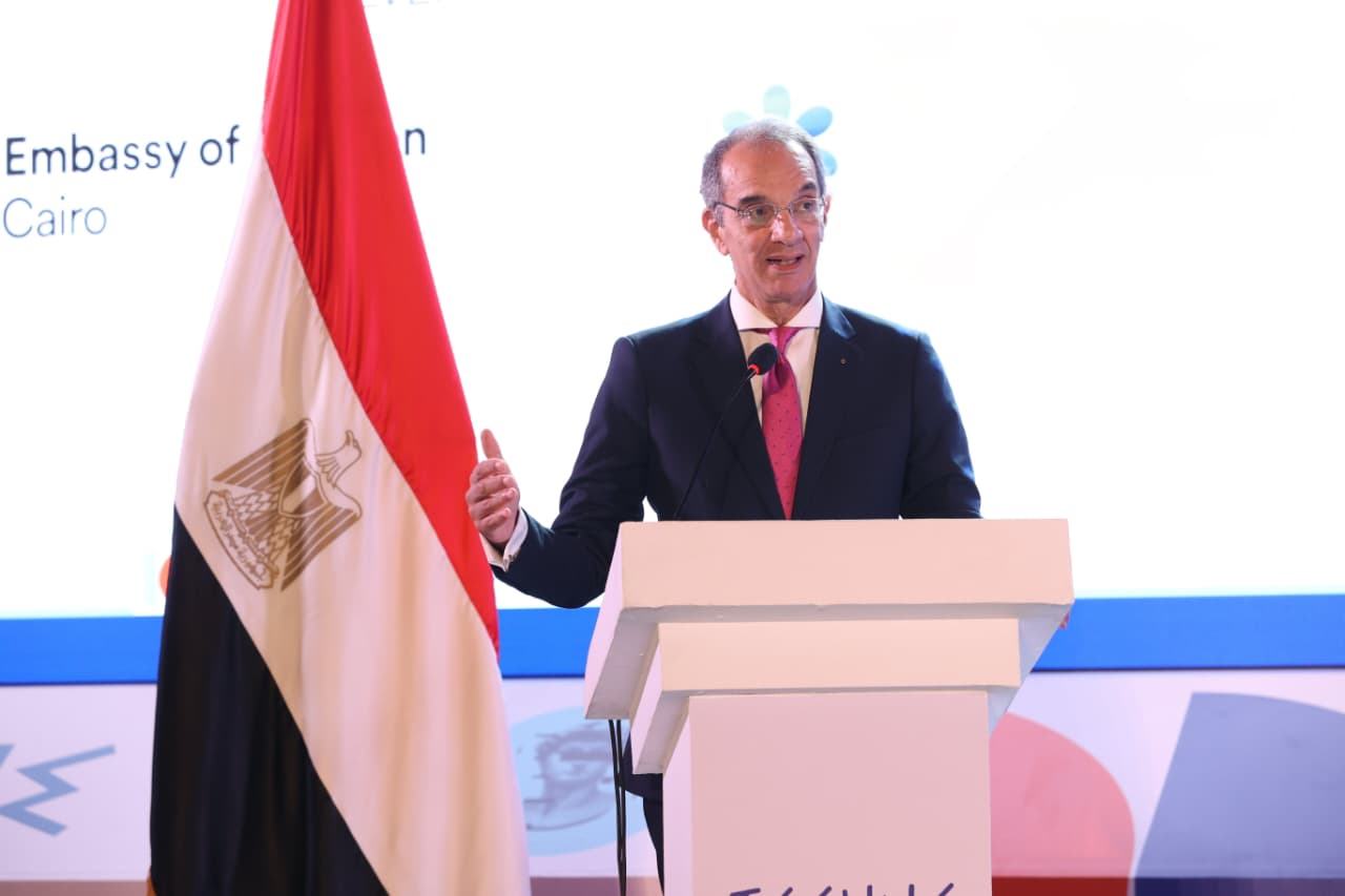 وزير الاتصالات يطلق نسخة مطورة من منصة "إبداع مصر" لدعم الشركات الناشئة وزيادة الاستثمارات