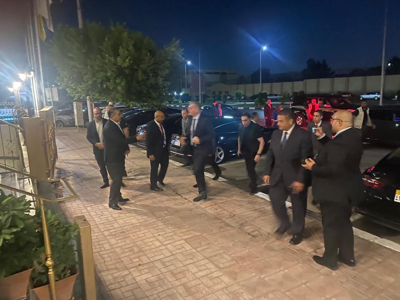 وزير البترول في زيارة مفاجئة للشركة بدرالدين