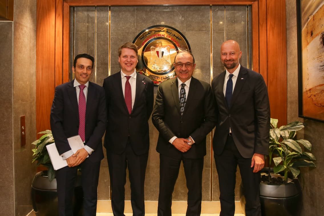 وزير قطاع الأعمال العام يستقبل وزير التنمية الدولية النرويجي لبحث تعزيز التعاون الاقتصادي