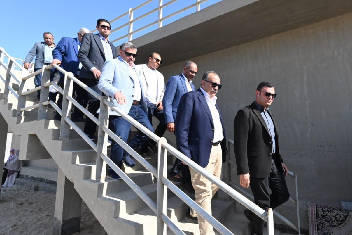 وزير الإسكان ومحافظ أسيوط يتفقدان مشروع صرف صحي قرى وتوسعات محطة المعالجة مركز أبوتيج
