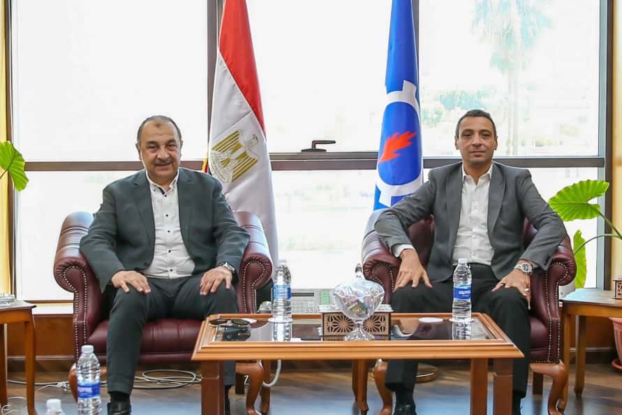 شيمي: مشروعات صناعية واستثمارية وسياحية في السويس تشمل الأسمدة والصناعات المعدنية والتطوير العقاري والفندقي