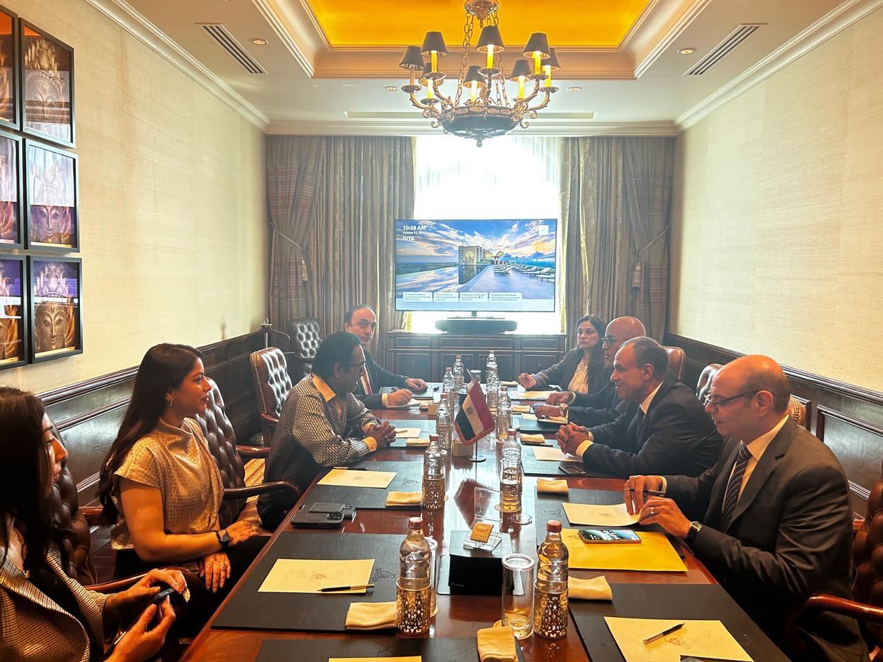 Foreign Minister woos Indian investment on New Delhi trip