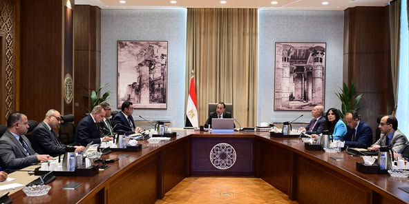 الحكومة : الاستفادة من الأراضي والمباني المطلة على كورنيش النيل وطرحها كفرص استثمارية