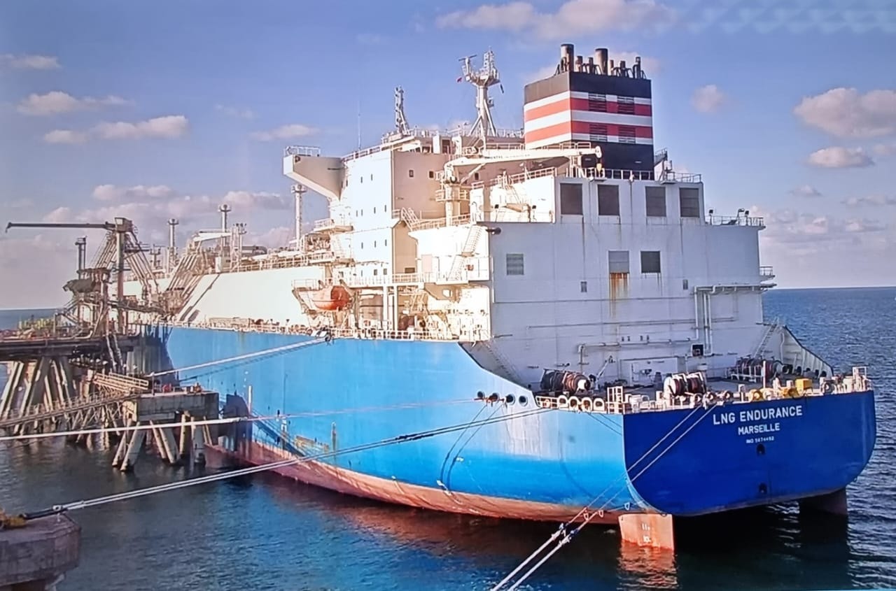 مصر تُصدر 150 ألف متر مكعب من الغاز المسال إلى تركيا لصالح توتال إنيرجيز