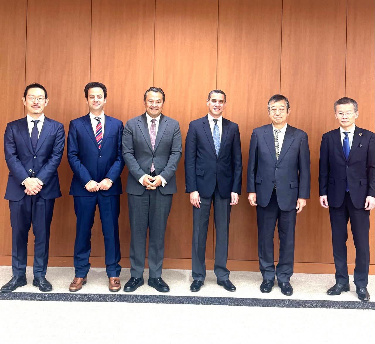 السفير المصري يبحث مع قيادات اتحاد الأعمال والشركات اليابانية فرص تعزيز التعاون الاستثماري