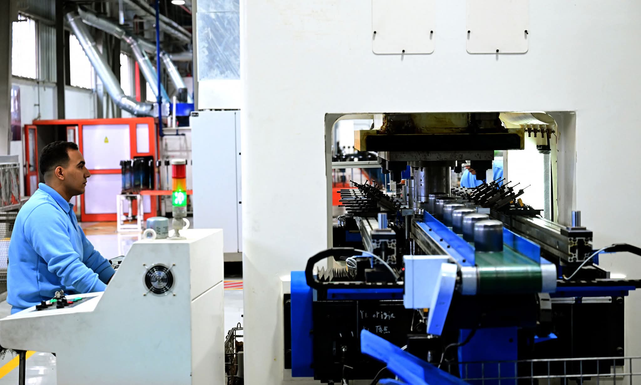 Madbouly opens Mansour filter manufacturing plant