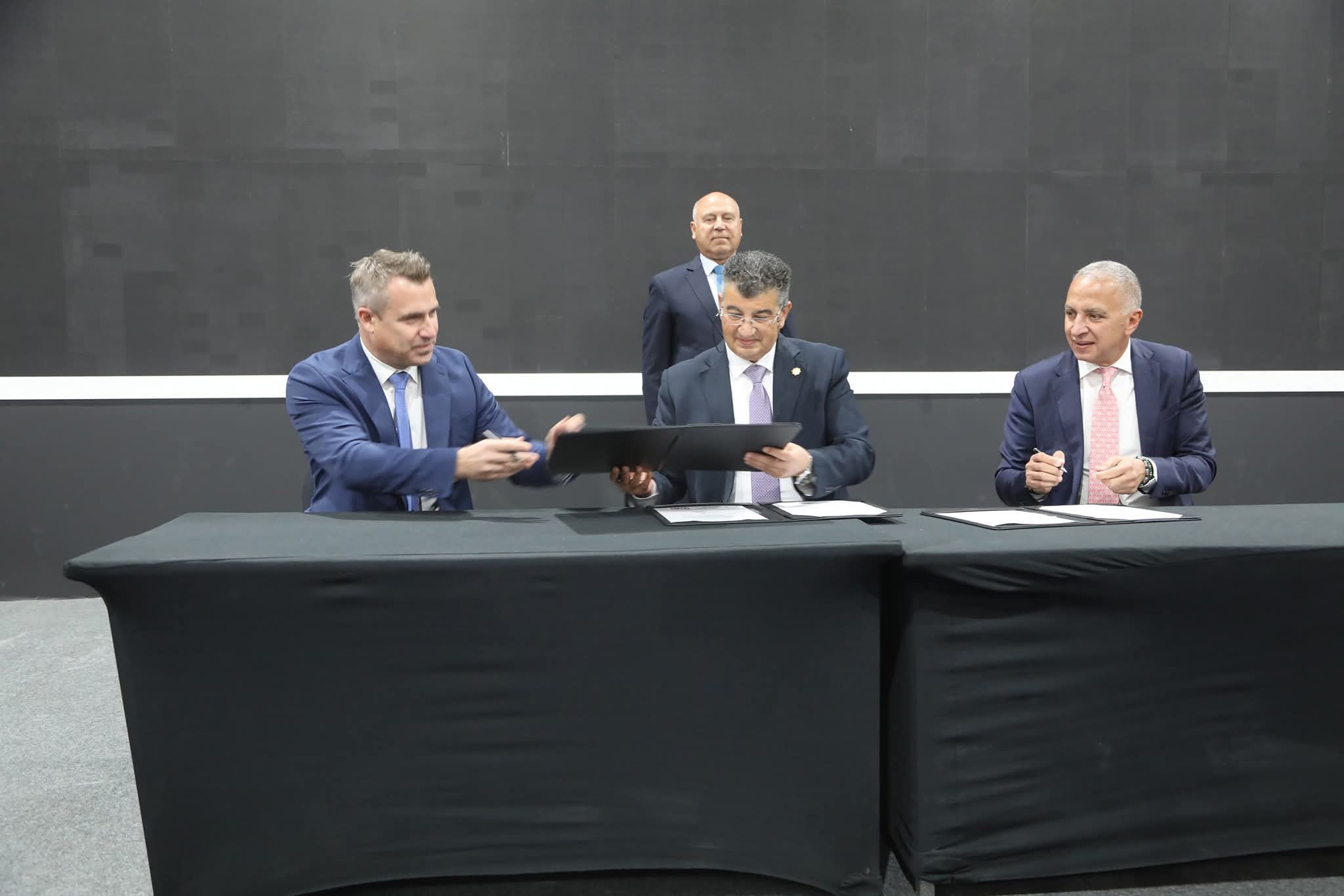 Al Wazir witnesses signing of Sokhna-Matrouh high-speed electric train contract