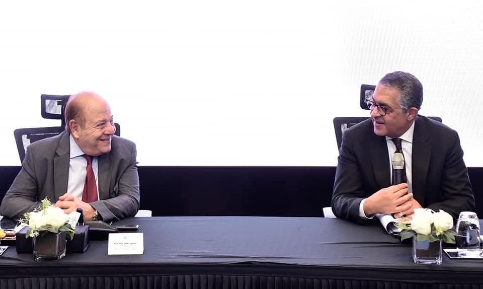 هيئة الاستثمار تبحث آليات دعم بيئة الأعمال مع مستثمري العاشر من رمضان