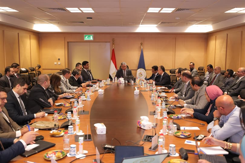 Preparations for tourist visa system pilot at airports