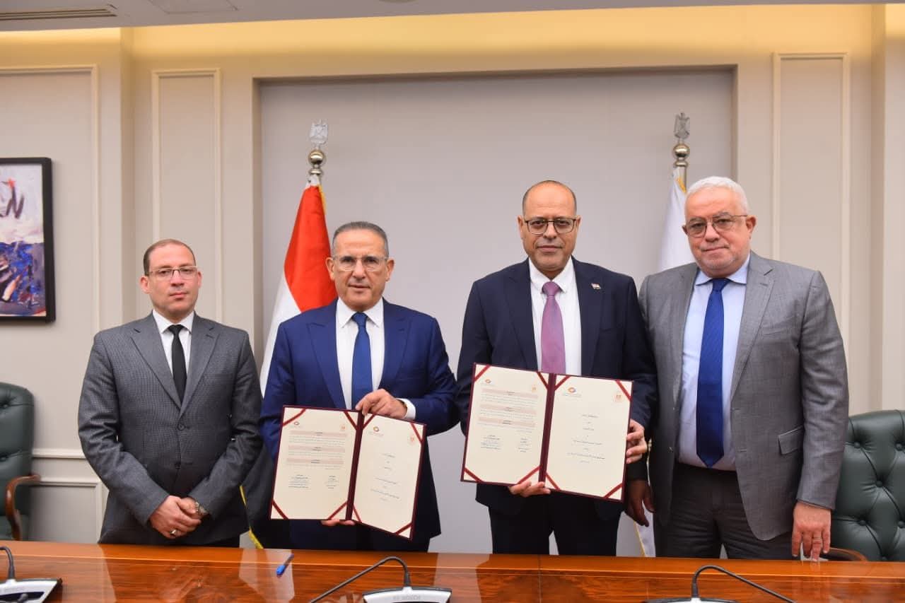 Labour Ministry, tourism chambers sign pact to regulate foreign workers