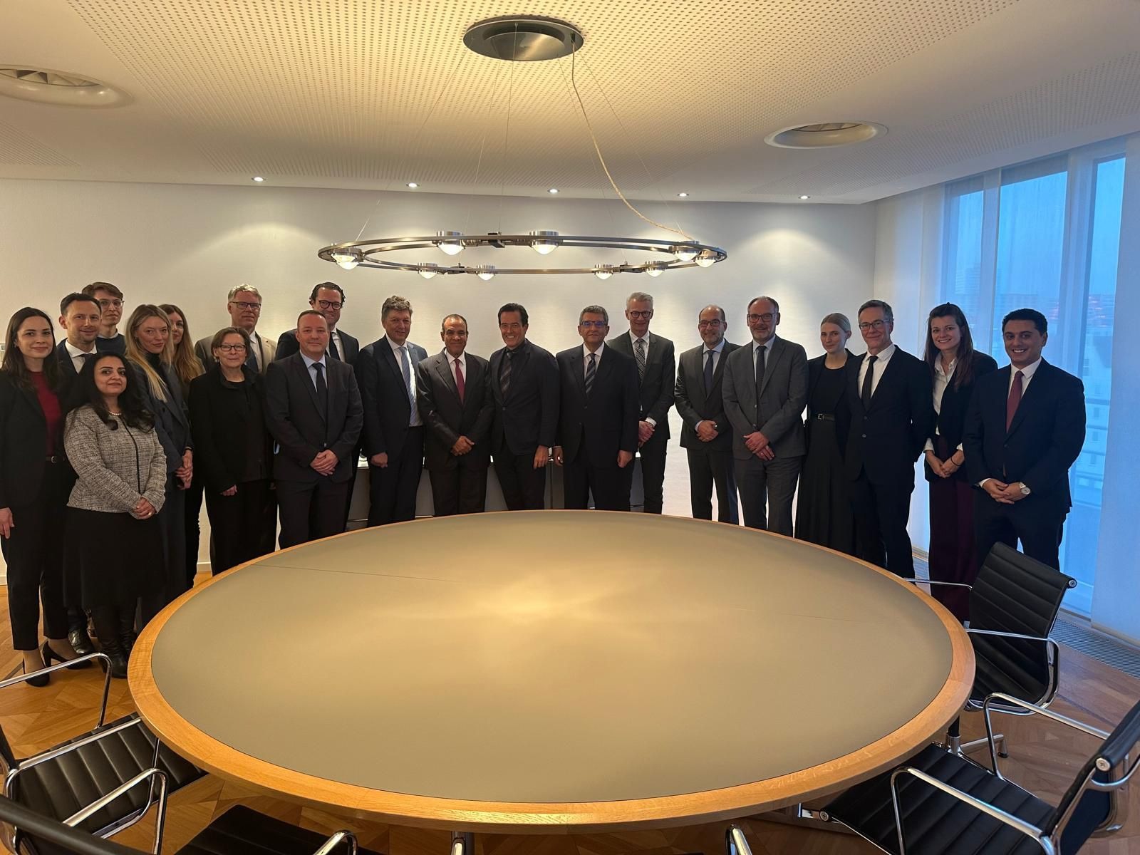 وزير الخارجية يشارك في منتدى أعمال لغرفة الصناعة والتجارة واتحاد الصناعات الألمانية