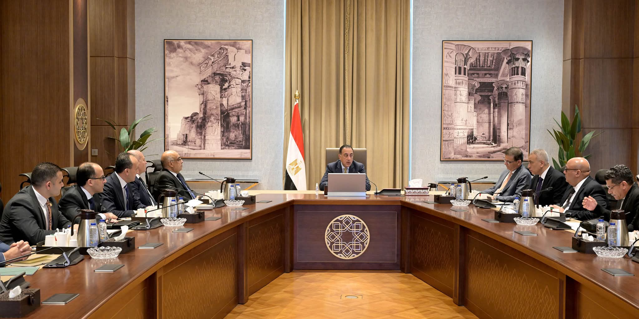 رئيس الوزراء يُتابع جهود حل مشكلات المستثمرين