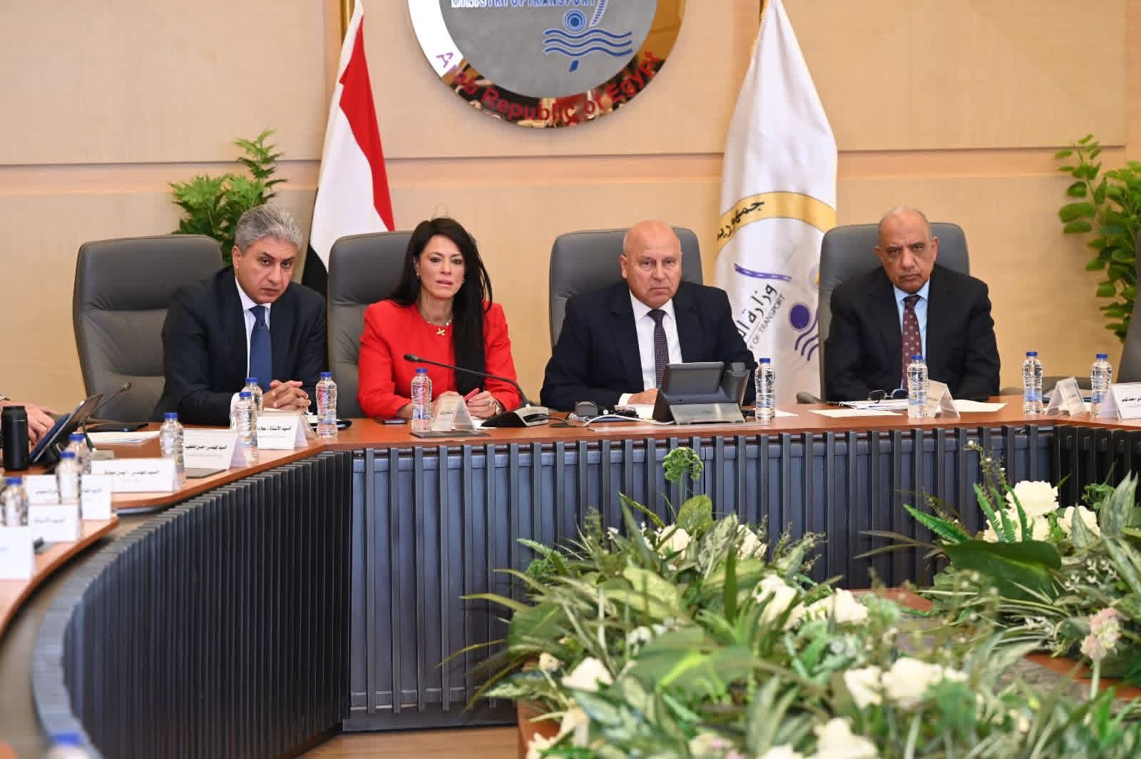 الوزير : النهوض بالصناعة المحلية يستلزم وجود طلب عليها في السوق