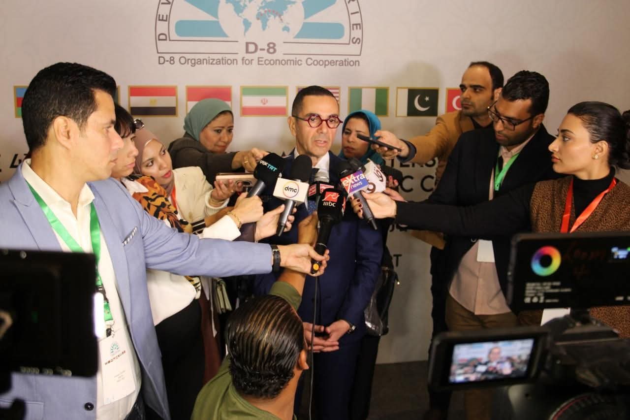 الخطيب : مجموعة الثماني النامية تسعى لزيادة التجارة البينية إلى 500 مليار دولار بحلول 2030