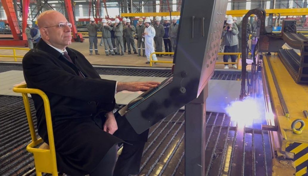 NNC launches new Kamsarmax ships in China