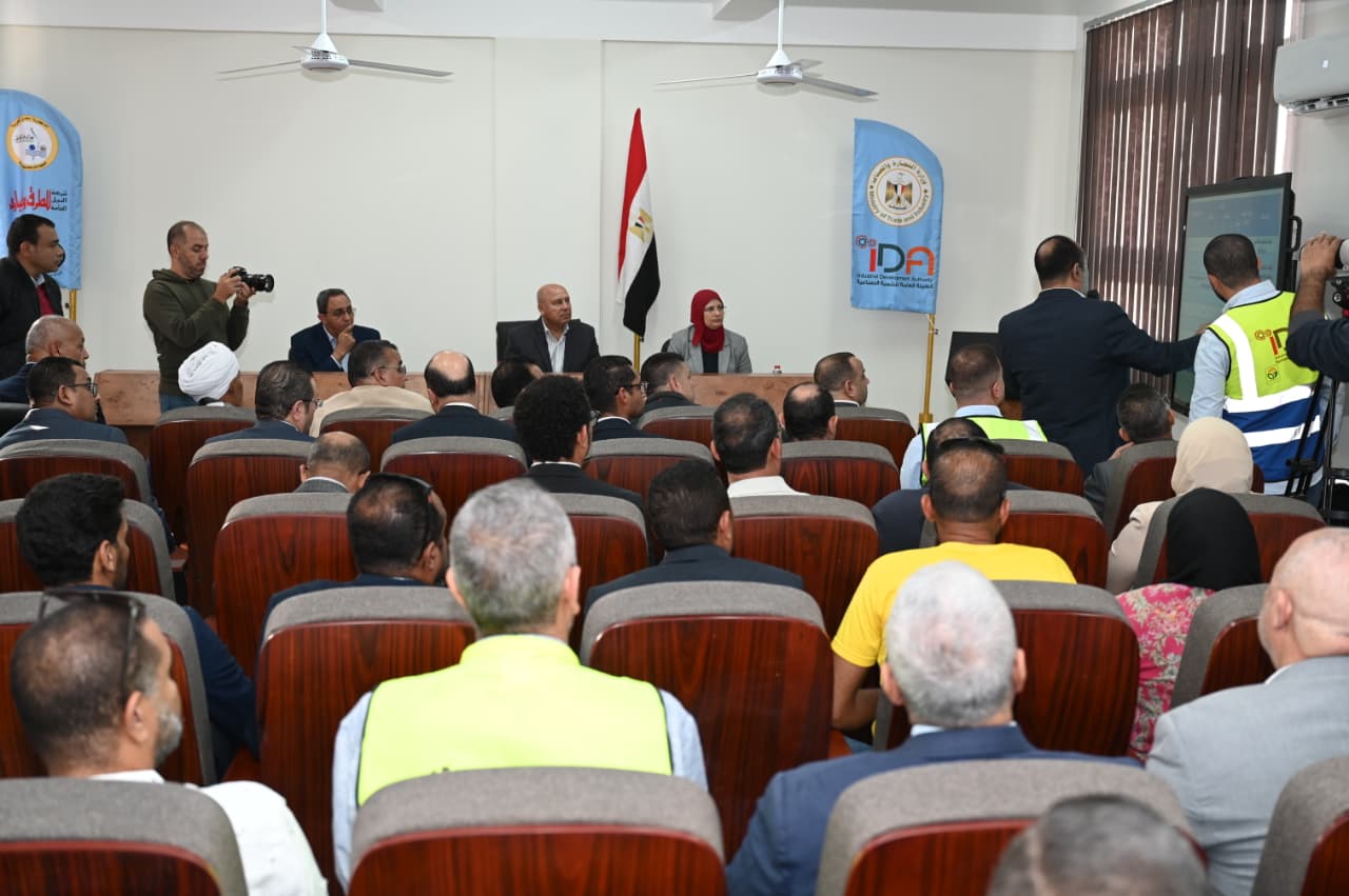 شيمي: الالتزام بأعلى معايير الجودة والسلامة والاستدامة.. والتطوير الفني والبشري ركيزة لتعزيز تنافسية شركات الدواء