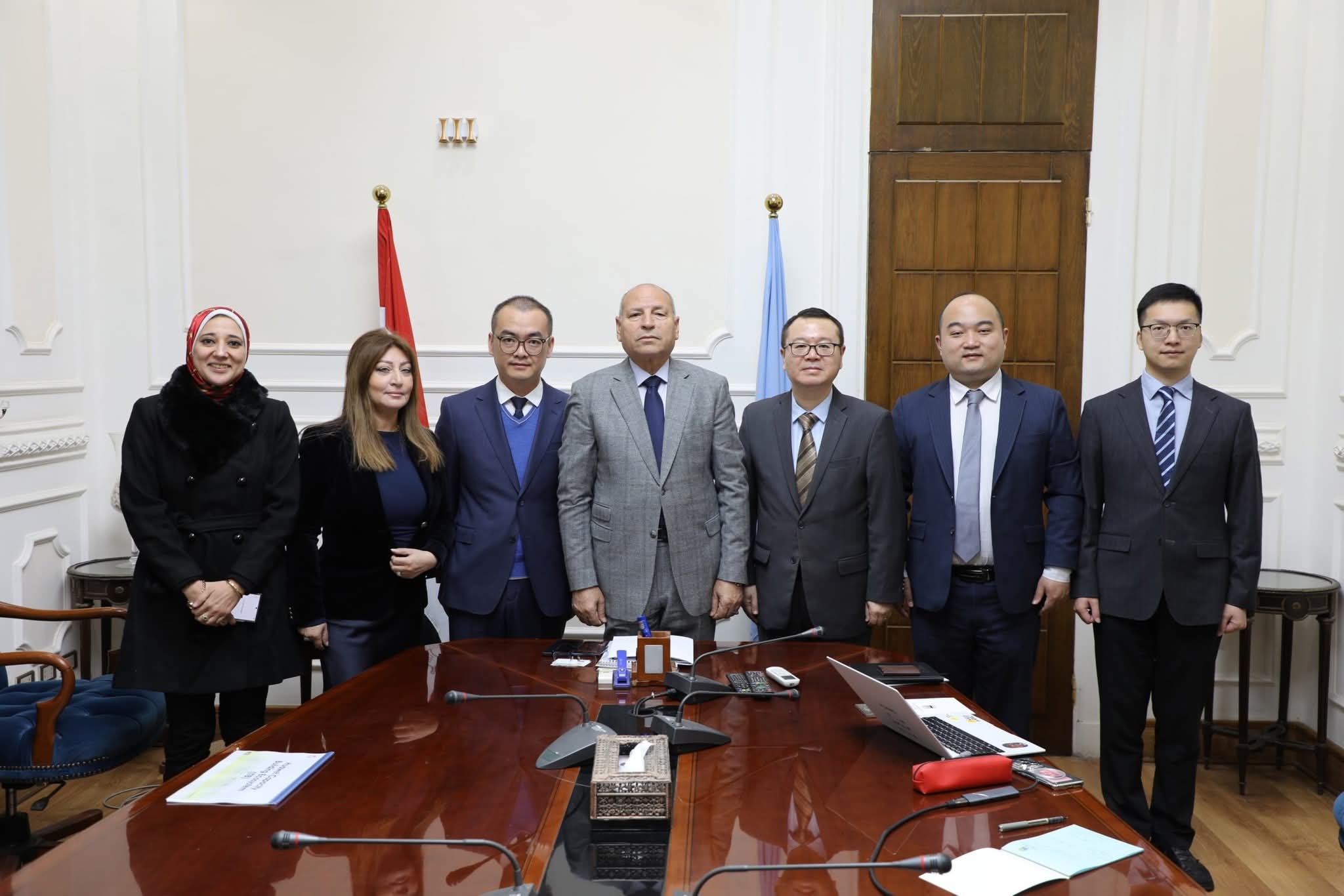 تعاون بين محافظة القاهرة وهواوي في مجال المدن الذكية وكفاءة منظومة النقل