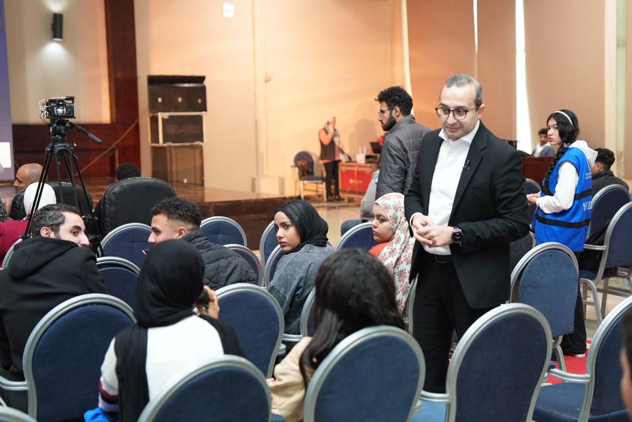 إنطلاق المهرجان الشبابي الرياضي للتوعية بالأنشطة المالية غير المصرفية برعاية وزير الشباب والرياضة ورئيس الهيئة العامة للرقابة المالية