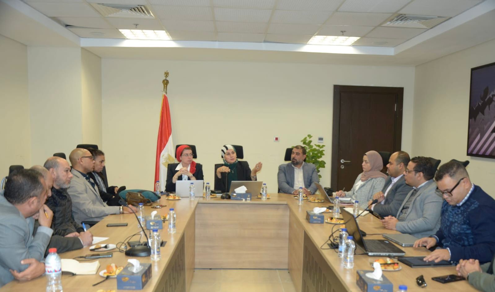 وحدة المدن المستدامة تناقش خطط العمل التنفيذية للتحول الأخضر