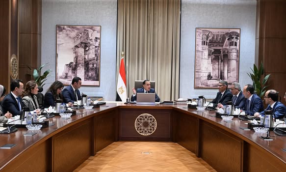 Madbouly oversees Nazlet El‑Semman revival project as global tourist destination