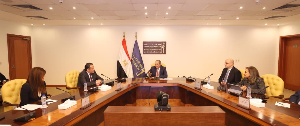 عمرو طلعت يشهد توقيع مذكرة تفاهم مع أورنچ مصر لتعزيز التشخيص عن بُعد في القرى والمناطق الحدودية