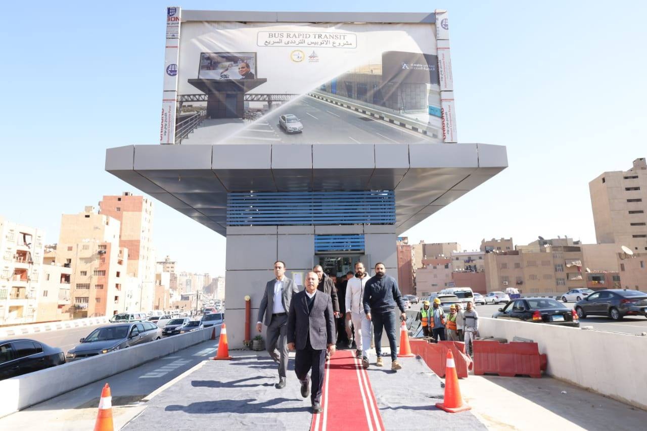 الوزير يتفقد سير العمل في تطوير الدائري والمرحلة الثانية من مشروع الأوتوبيس الترددي